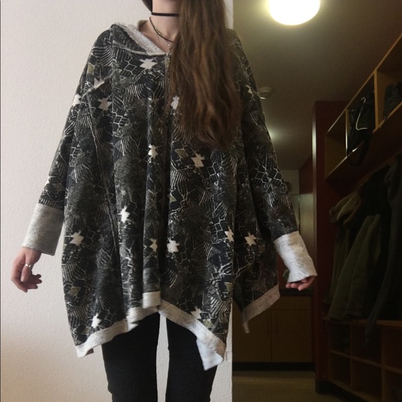 Free People Sweaters - Free People Poncho/Sweatshirt